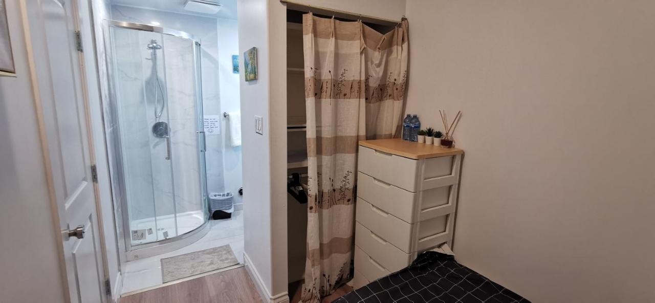 Private Suite With Separated Entrance Richmond Extérieur photo